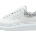Scarpe da ginnastica oversize bianche con glitter