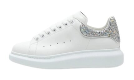 Scarpe da ginnastica oversize bianche con glitter