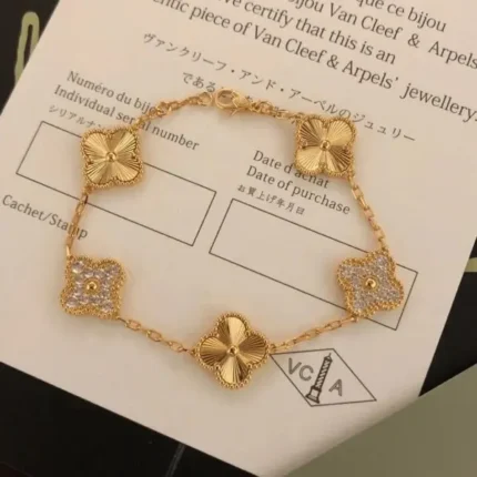 Bracelet  Van Cleef