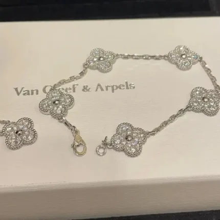 Bracelet  Van Cleef