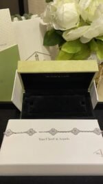 Bracelet  Van Cleef - Image 2