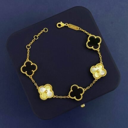 Bracelet  Van Cleef