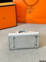 Hermes Birkin Togo Bag Crocodile White M1 - Image 3