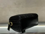 Bottega Veneta Crossbody Shoulder Bag Black - Image 3