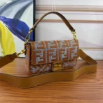 Fendi Bag Brown & White - Image 2
