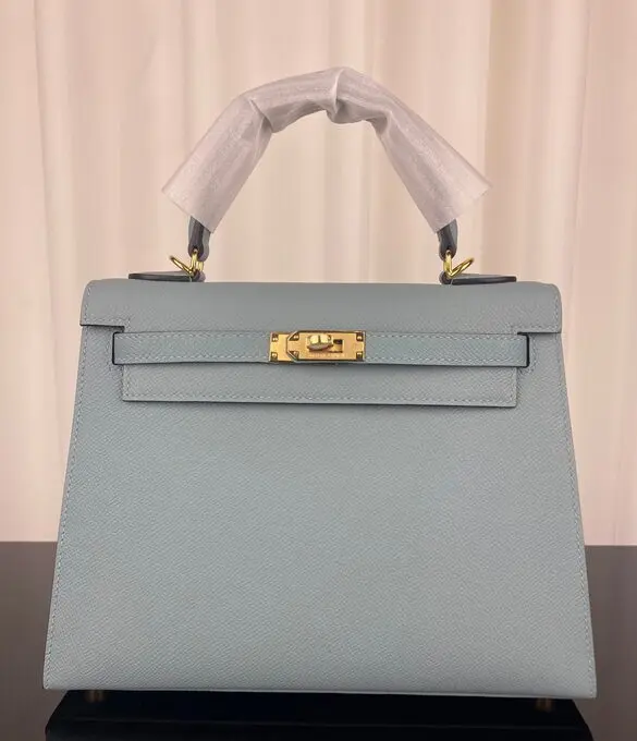 kelly-25cm-121404-AM-13-1_1356422-e1754124189912 Hermes Kelly Bag Still Blue - Image 1